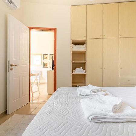 Cozy Apartment In The Heart Of City Center Heraklion Exteriör bild