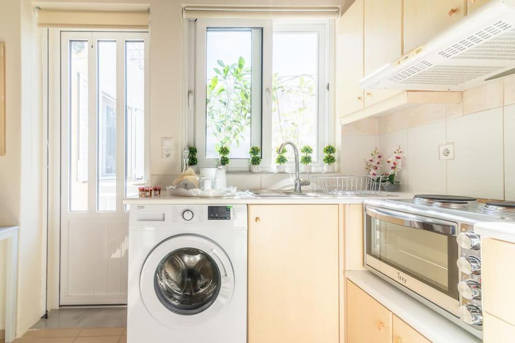 Cozy Apartment In The Heart Of City Center Heraklion Exteriör bild