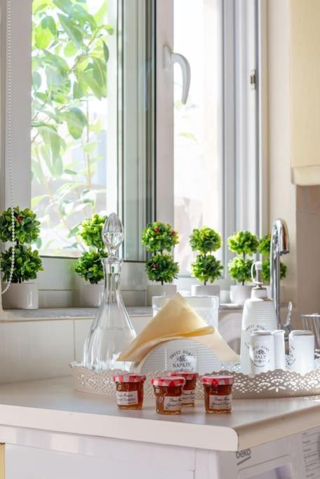 Cozy Apartment In The Heart Of City Center Heraklion Exteriör bild